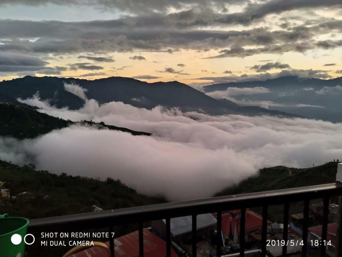 Yashita Homestay Νταρτζίλινγκ Εξωτερικό φωτογραφία
